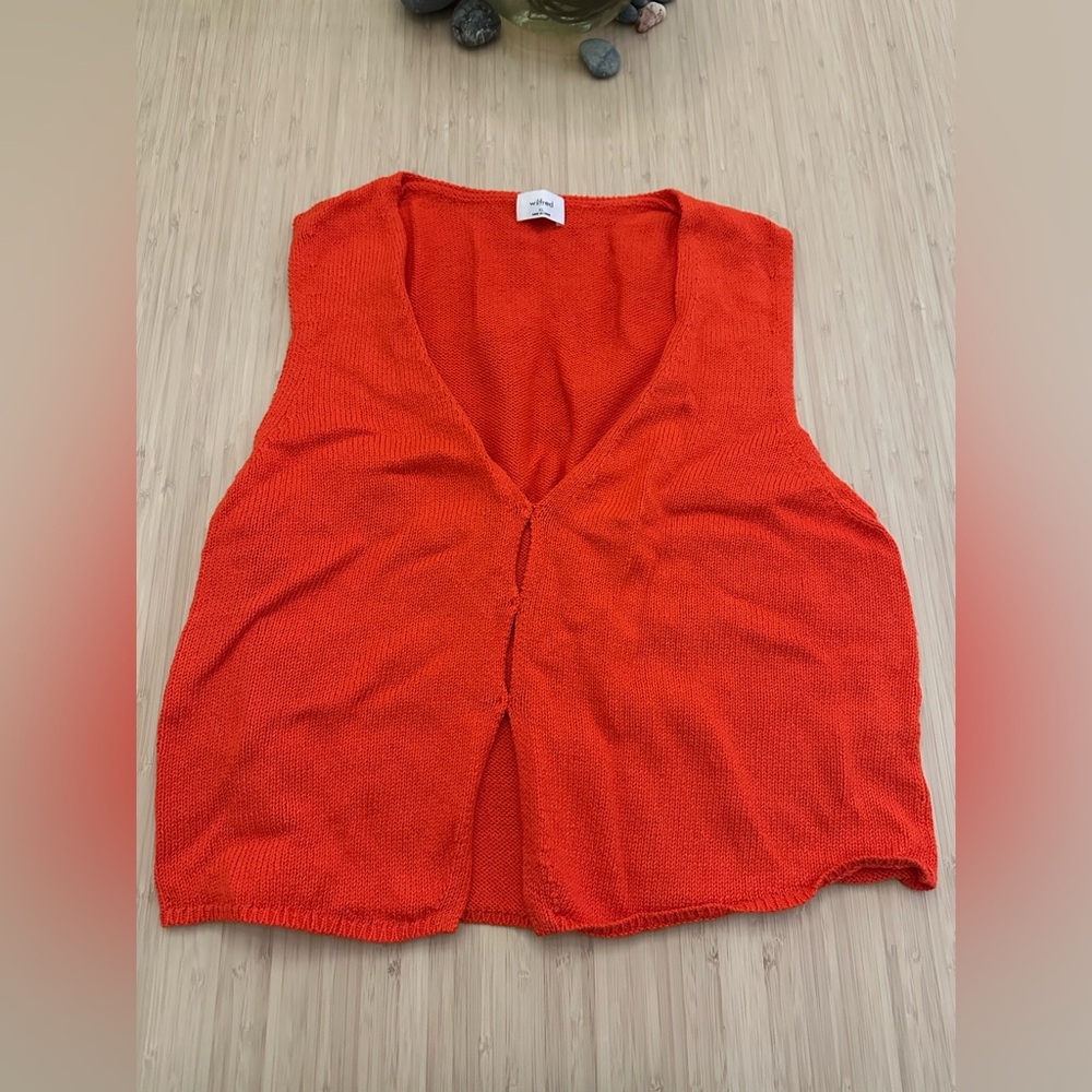 NWOT Aritzia Wilfred Button Front Sweater Vest